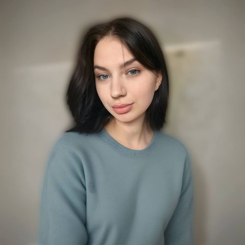 Яна М