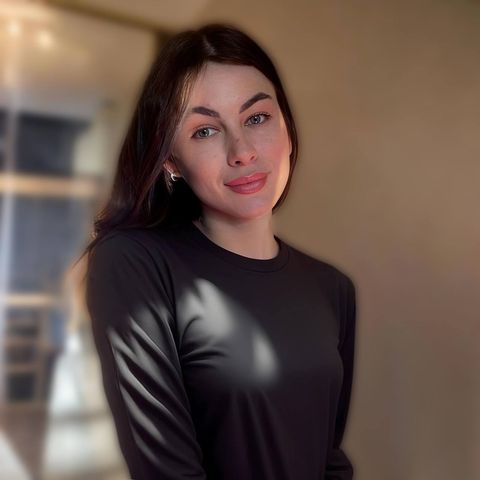 Илона З
