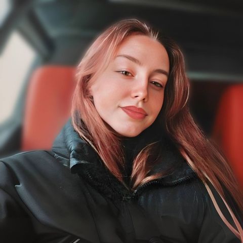 Мила С