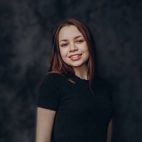 Влада Б